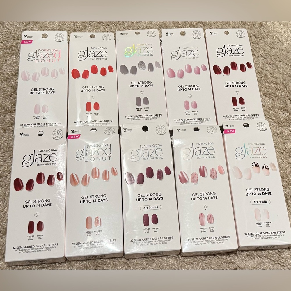 Dashing diva glaze bundle lot 18 boxes & lamp NEW